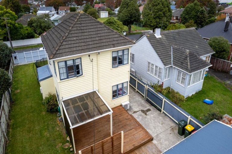 Photo of property in 27 Sladden Street, Naenae, Lower Hutt, 5011