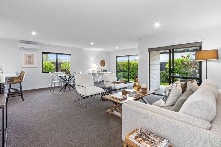 Photo of property in 8 Parawai Street, Marshland, Christchurch, 8083