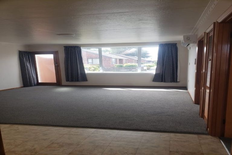 Photo of property in 23b Bayview Road, Bayview, Auckland, 0629