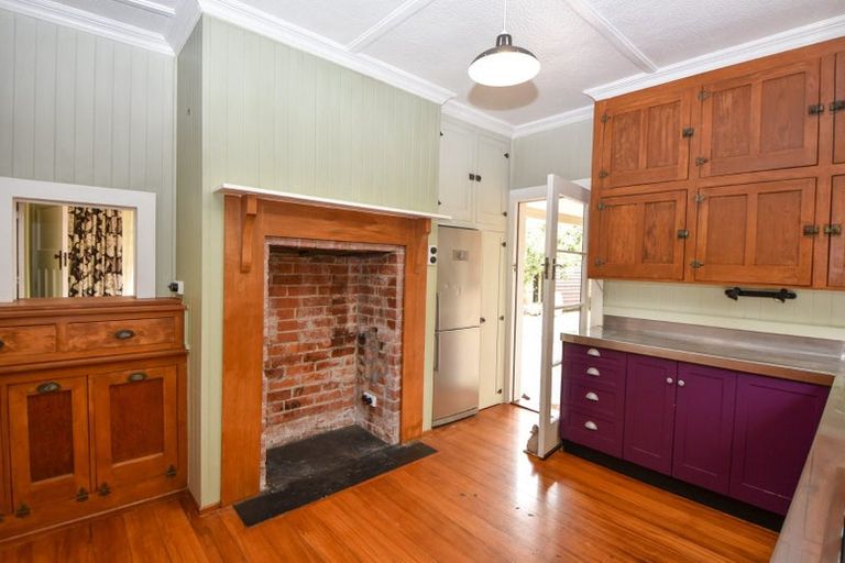 Photo of property in 182 High Street North, Carterton, 5713