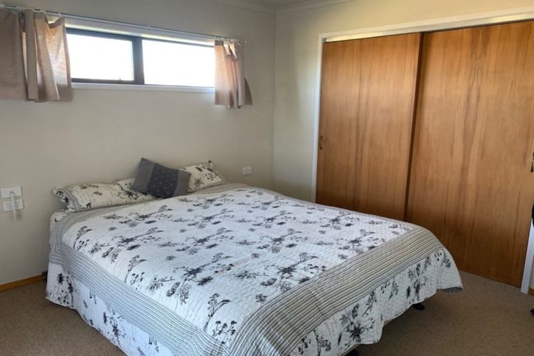 Photo of property in 15 North Street, Mokau, 4376