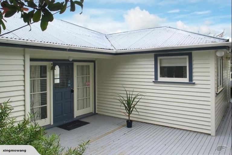 Photo of property in 55 Handyside Street, Tawa, Wellington, 5028