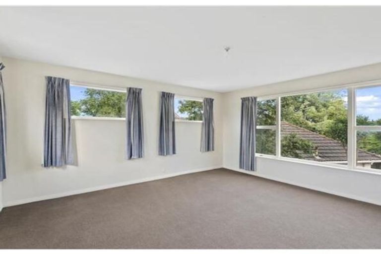 Photo of property in 2/5 Tara Street, Riccarton, Christchurch, 8041