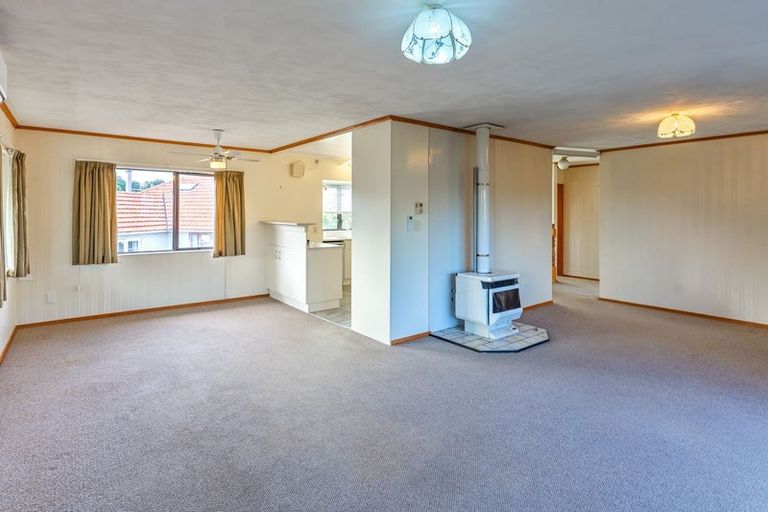 Photo of property in 69 Te Moana Road, Waikanae Beach, Waikanae, 5036