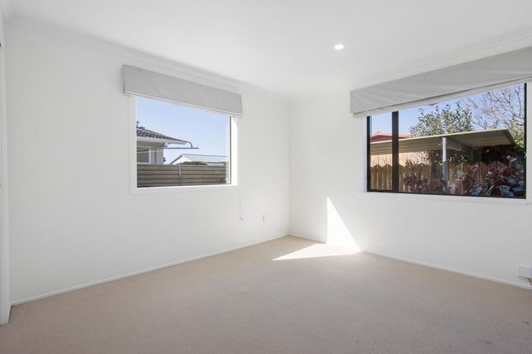 Photo of property in 15 Crossley Street, Katikati, 3129