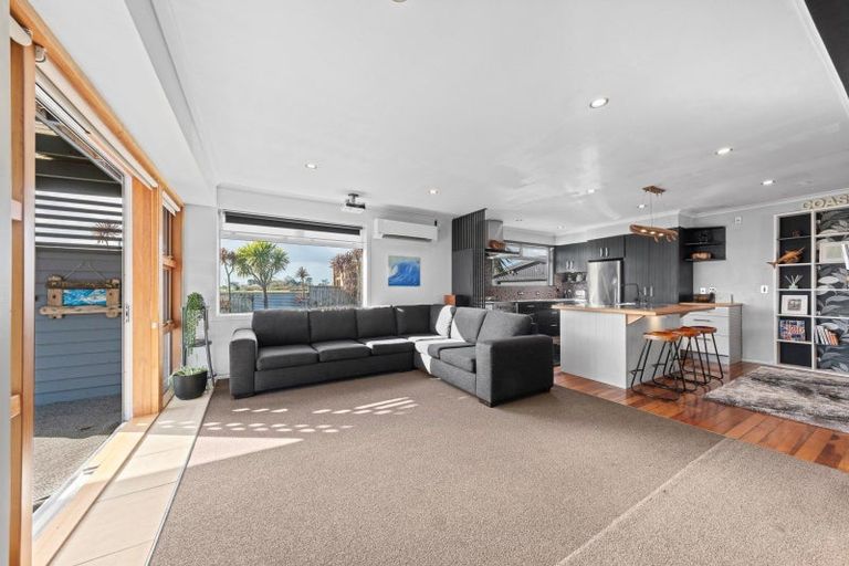 Photo of property in 7210 South Road, Warea, New Plymouth, 4381