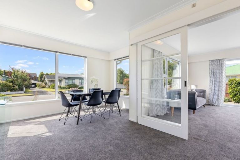 Photo of property in 3 Glenavon Place, Ilam, Christchurch, 8041