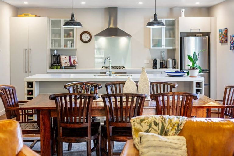 Photo of property in 130 Navigation Drive, Whitby, Porirua, 5024