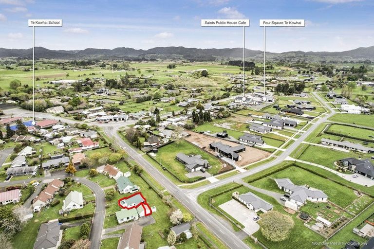 Photo of property in 8b Kingfisher Way, Te Kowhai, Hamilton, 3288
