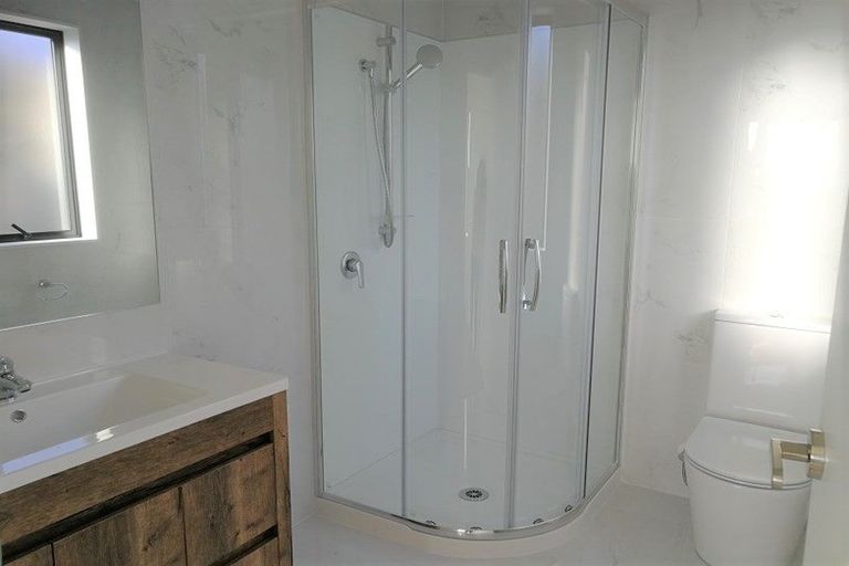 Photo of property in 14 Seafarer Crescent, Stanmore Bay, Whangaparaoa, 0932