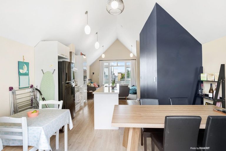 Photo of property in Pirie Street Townhouses, 20/35 Pirie Street, Mount Victoria, Wellington, 6011