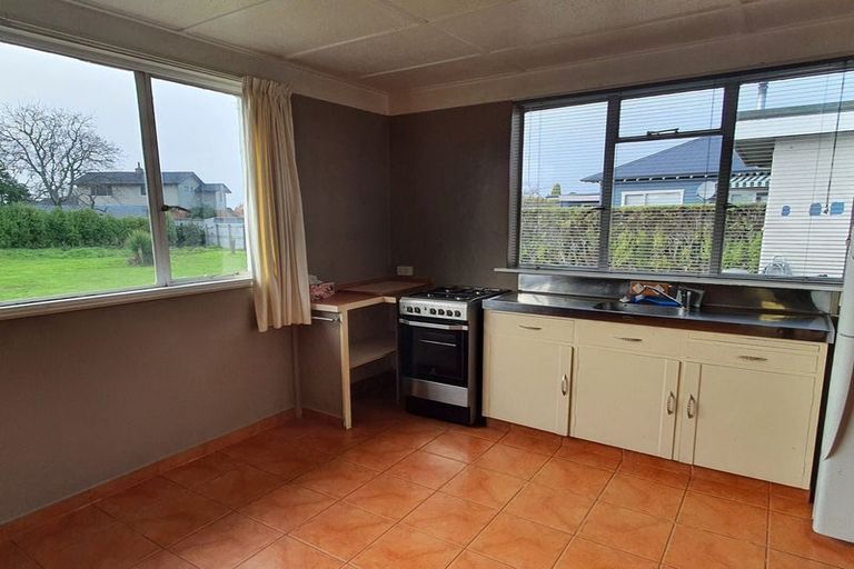 Photo of property in 14 Parsonage Road, Waimate, 7924