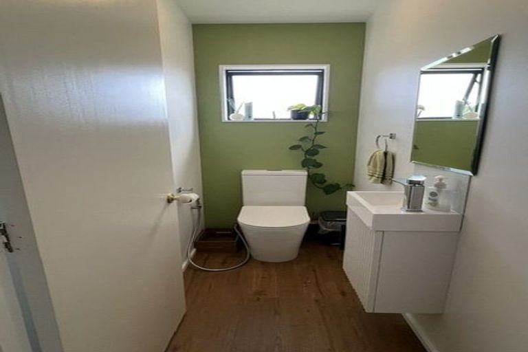 Photo of property in 1/36a Salisbury Road, Birkdale, Auckland, 0626
