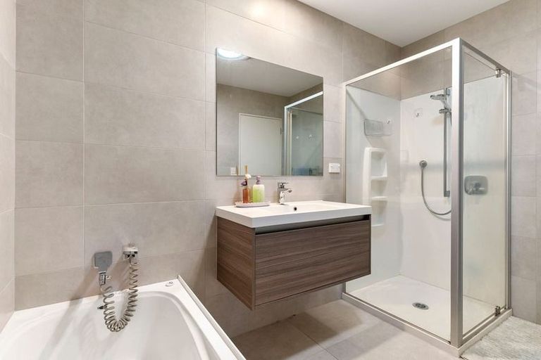 Photo of property in 51 Matairangi Avenue, Totara Heights, Auckland, 2105