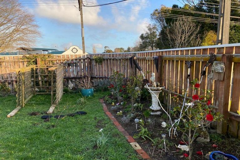 Photo of property in 2 York Street, Eltham, 4322