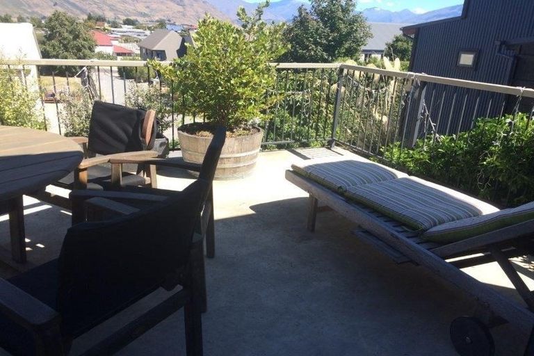 Photo of property in 83a Kings Drive, Wanaka, 9305