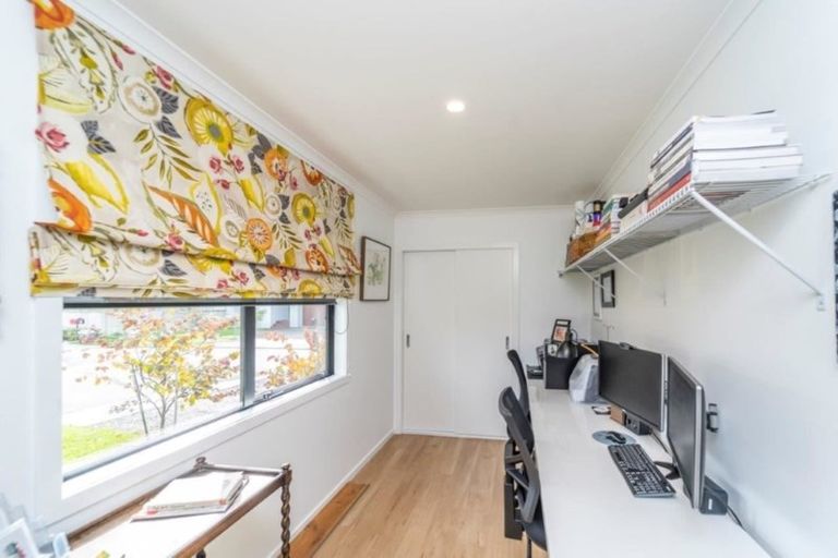 Photo of property in 10 Garrity Lane, Greytown, 5712