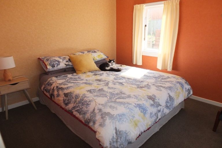 Photo of property in 14 Brown Terrace, Foxton Beach, Foxton, 4815