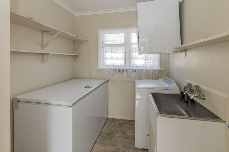 Photo of property in 9 Bowen Street, Levin, 5510