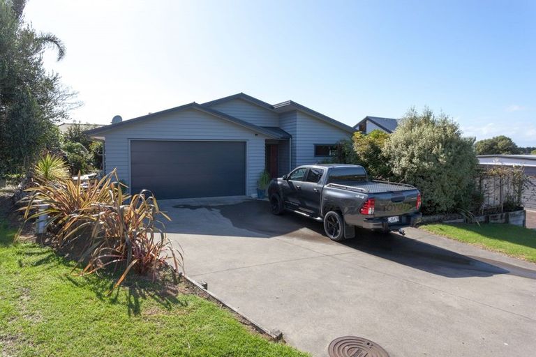 Photo of property in 21 Emmerdale Drive, Hahei, Whitianga, 3591