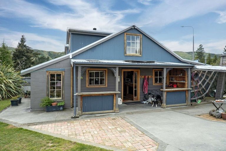 Photo of property in Albury Store, 1556 Albury Fairlie Road, Albury, Cave, 7984