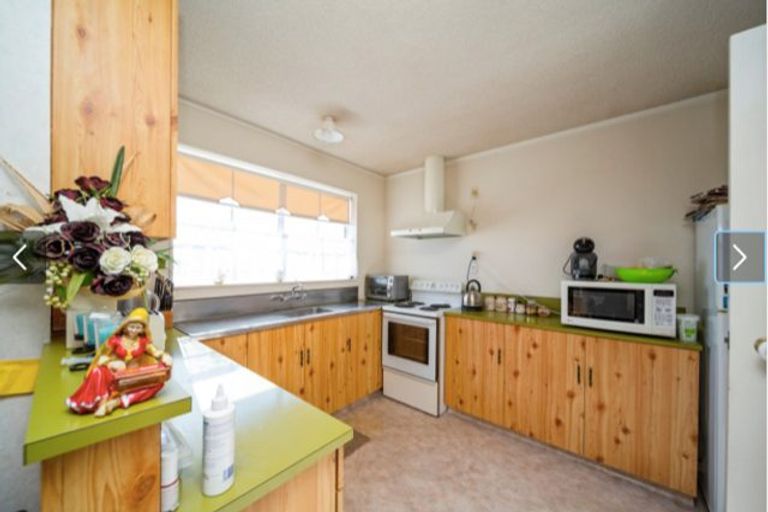 Photo of property in 496-498 Devon Street East, Strandon, New Plymouth, 4312