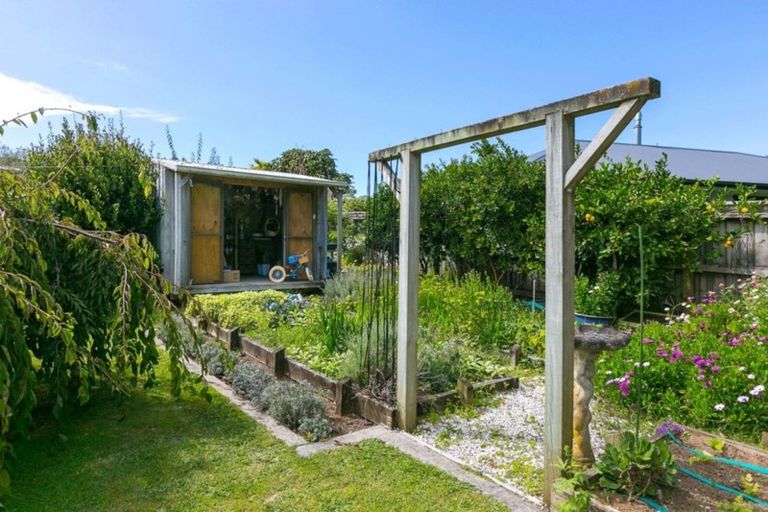 Photo of property in 2a Margaret Alice Close, Whalers Gate, New Plymouth, 4310