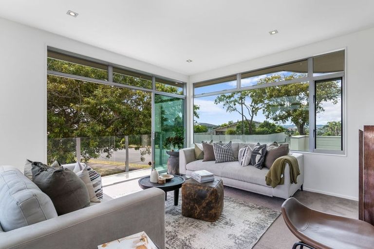 Photo of property in 80 Bleakhouse Road, Howick, Auckland, 2014