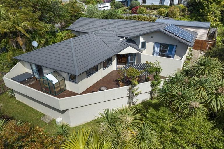 Photo of property in 15 Glenreagh Place, Torbay, Auckland, 0630