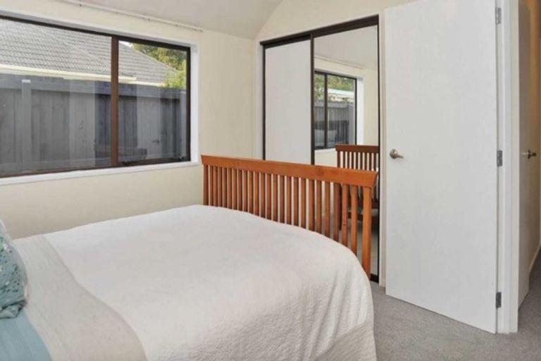 Photo of property in 2/68 Jennifer Street, Papanui, Christchurch, 8053