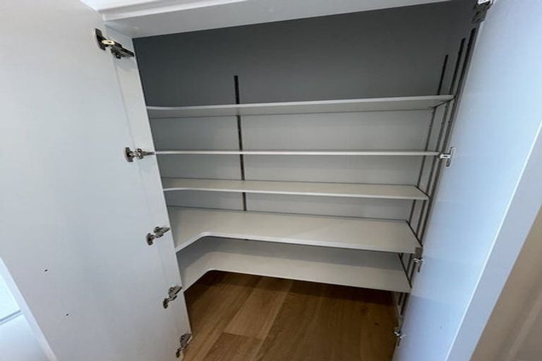 Photo of property in 10/50 Friend Street, Karori, Wellington, 6012