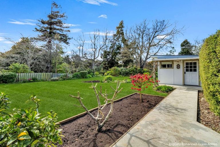 Photo of property in 16 Tregarth Street, Saint Johns Hill, Whanganui, 4501