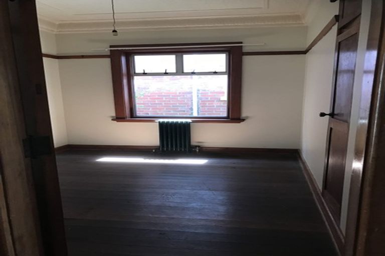 Photo of property in 49 Tanera Crescent, Brooklyn, Wellington, 6021