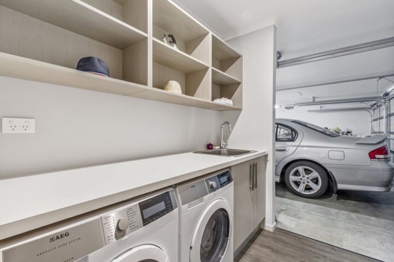 Photo of property in 11 Meadowbrook Place, Buckland, Pukekohe, 2677