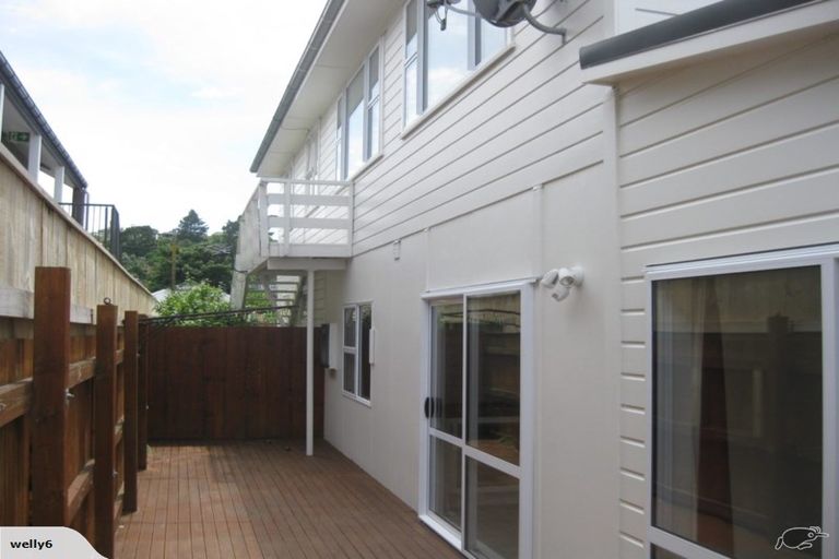 Photo of property in 37e Frankmoore Avenue, Johnsonville, Wellington, 6037