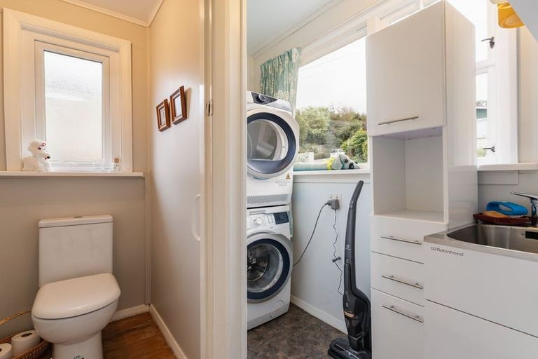 Photo of property in 5 Springdon Avenue, Sawyers Bay, Port Chalmers, 9023
