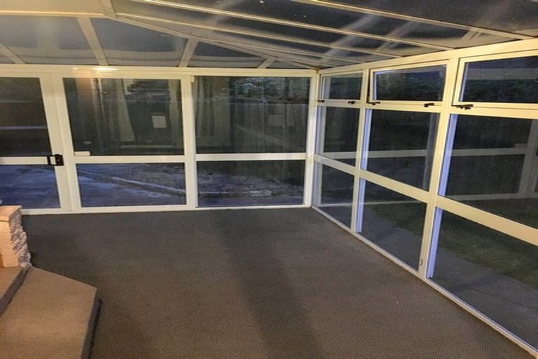 Photo of property in 23 Haslett Place, Upper Riccarton, Christchurch, 8041