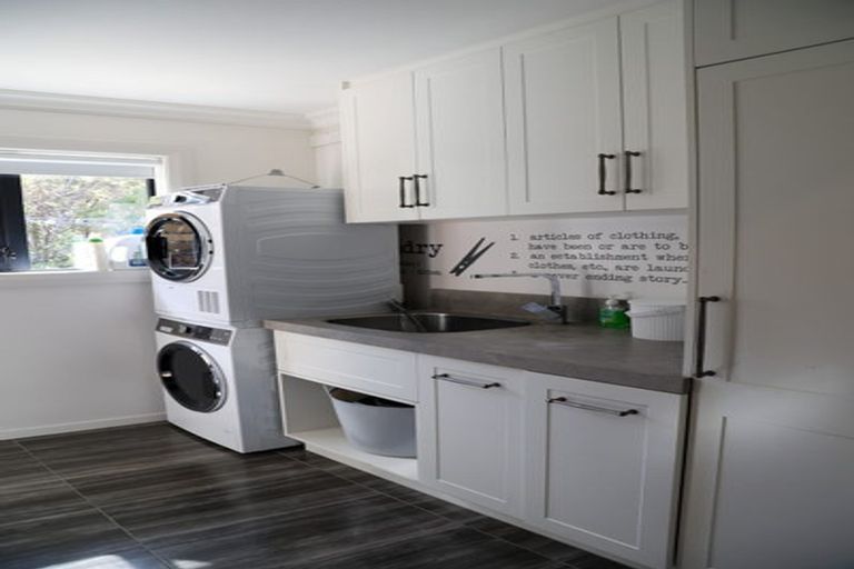 Photo of property in 103 Alma Road, Westport, 7892