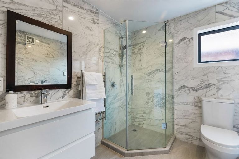 Photo of property in 49 Minaret Drive, Bucklands Beach, Auckland, 2014