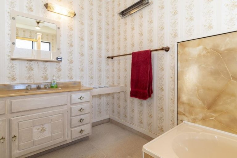 Photo of property in 94 Vale Street, Otumoetai, Tauranga, 3110