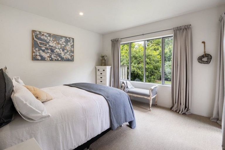 Photo of property in 150 Athlone Drive, Cambridge, 3434