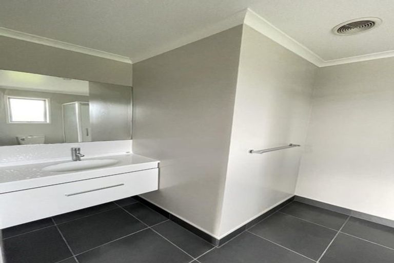 Photo of property in 23 Bethany Road, Rolleston, 7614