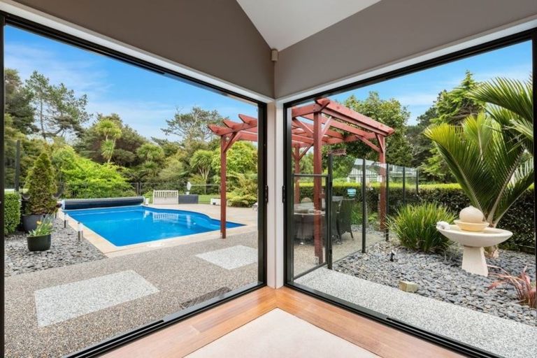 Photo of property in 5 Pigeonwood Lane, Albany, Auckland, 0632
