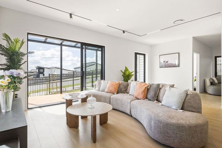 Photo of property in 115 Thomas Road, Flat Bush, Auckland, 2019