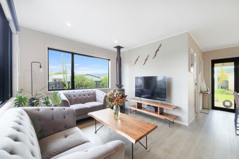 Photo of property in 219 Chartwell Avenue, Whangamata, 3620