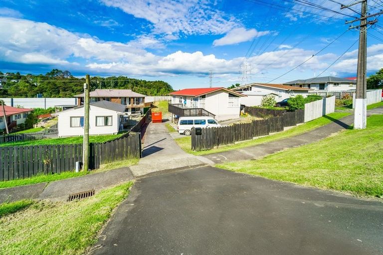 Photo of property in 238 Triangle Road, Massey, Auckland, 0614