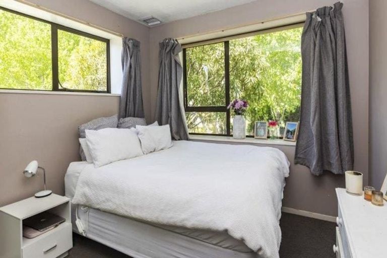 Photo of property in 52 Parkstone Avenue, Ilam, Christchurch, 8041