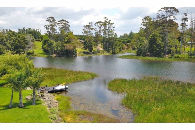 Photo of property in 77 Stanners Road, Kerikeri, 0295