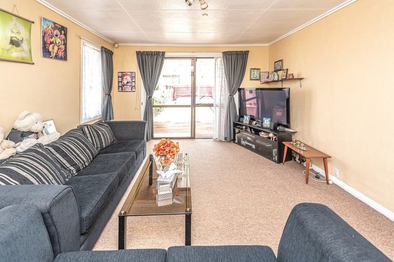 Photo of property in 28 Konini Street, Tawhero, Whanganui, 4501