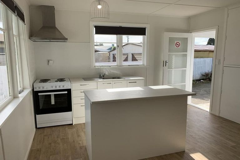 Photo of property in 402 Huia Place, Camberley, Hastings, 4120